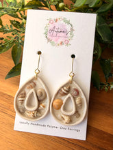Load image into Gallery viewer, Genuine Seashell Teardrops
