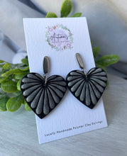 Load image into Gallery viewer, Black &amp; Silver Scalloped Hearts (2)
