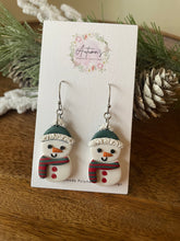 Load image into Gallery viewer, Green Hat Snowman
