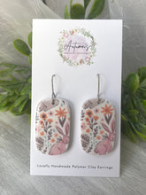 Load image into Gallery viewer, Floral Spring Bunny Hooks (1)
