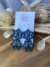 Load image into Gallery viewer, Abstract Stacked Floral Hooks
