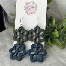 Load image into Gallery viewer, Abstract Stacked Floral Hooks
