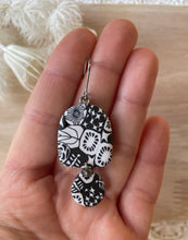 Load image into Gallery viewer, B&amp;W Beaded Hooks
